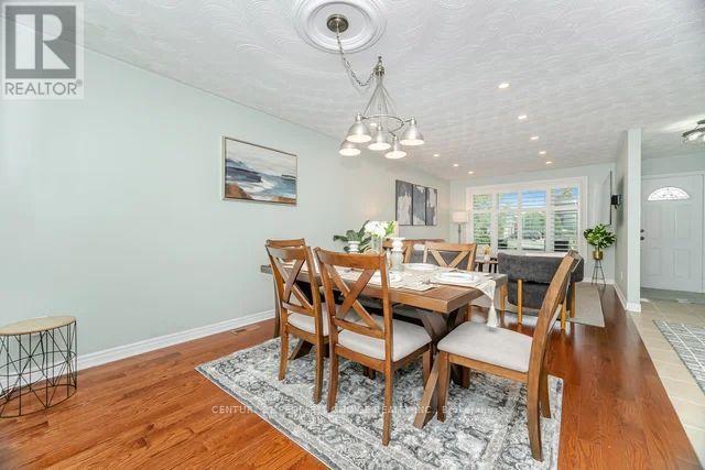 55 Vineberg Drive, Hamilton, Ontario  L9B 2P6 - Photo 11 - X12542446