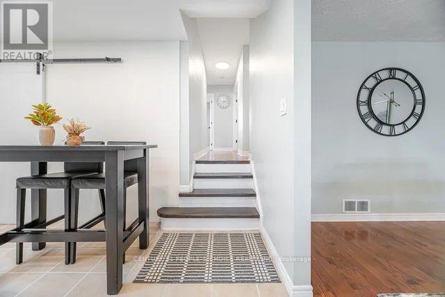 55 Vineberg Drive, Hamilton, Ontario  L9B 2P6 - Photo 19 - X12542446