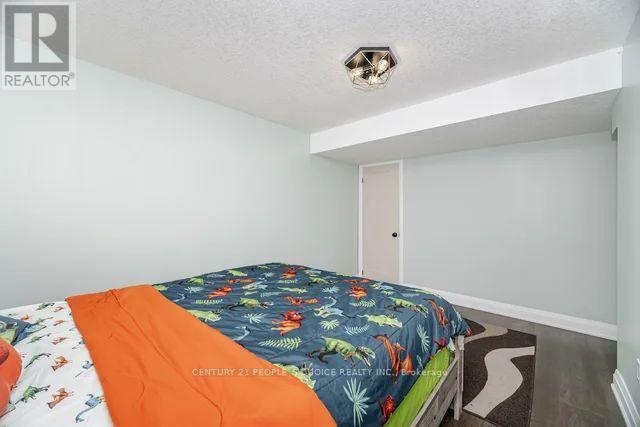 55 Vineberg Drive, Hamilton, Ontario  L9B 2P6 - Photo 39 - X12542446