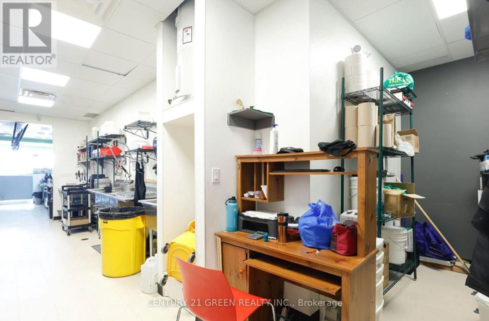 3 - 230 Shellard Lane, Brantford, Ontario  N3T 0B9 - Photo 7 - X12542492