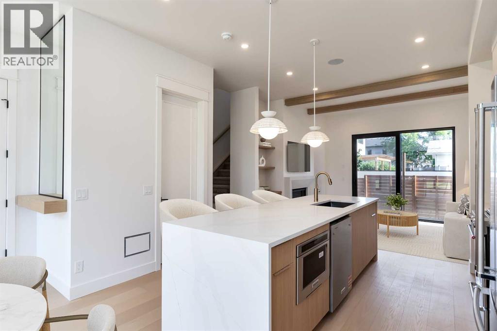 4309 32 Avenue Sw, Calgary, Alberta  T3E 8A2 - Photo 5 - A2265959