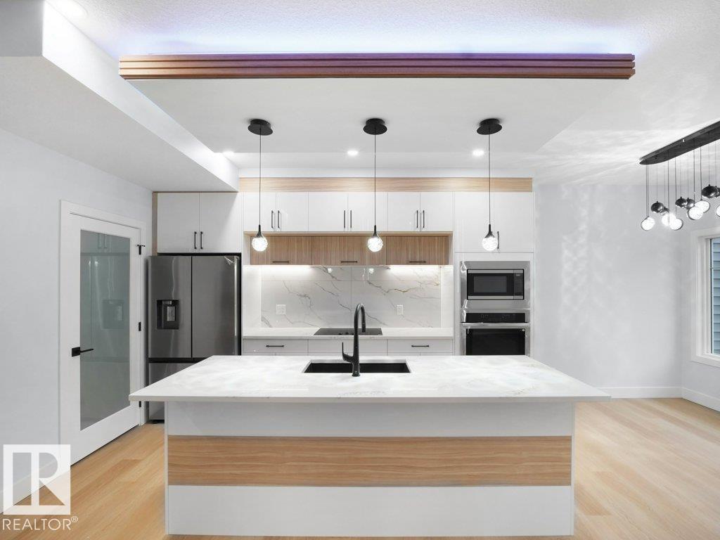 15419 20 St Nw, Edmonton, Alberta  T5Y 4H8 - Photo 3 - E4465636