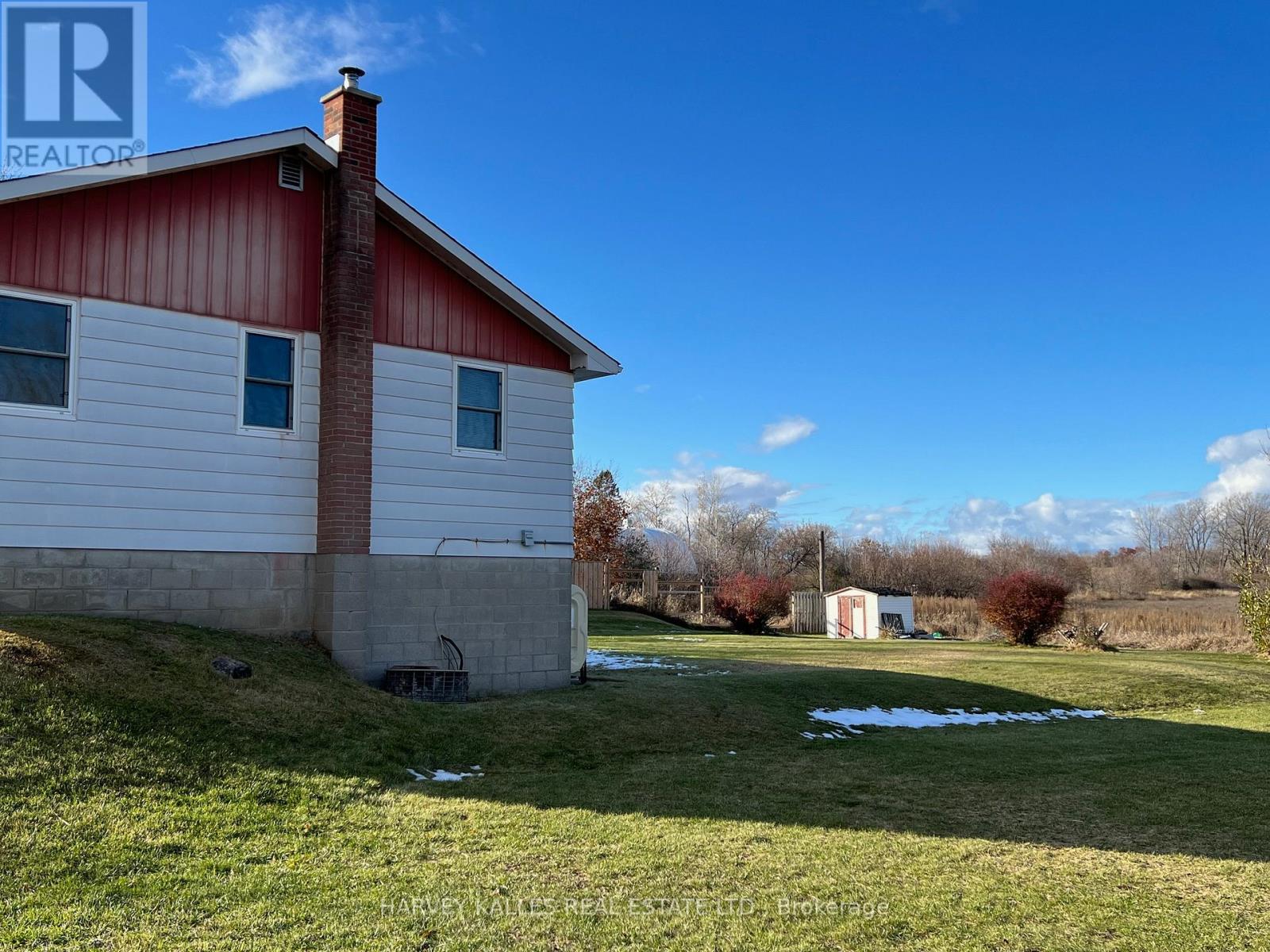 186 Grills Road, Quinte West, Ontario K8N 4Z5 - Photo 5 - X12538470