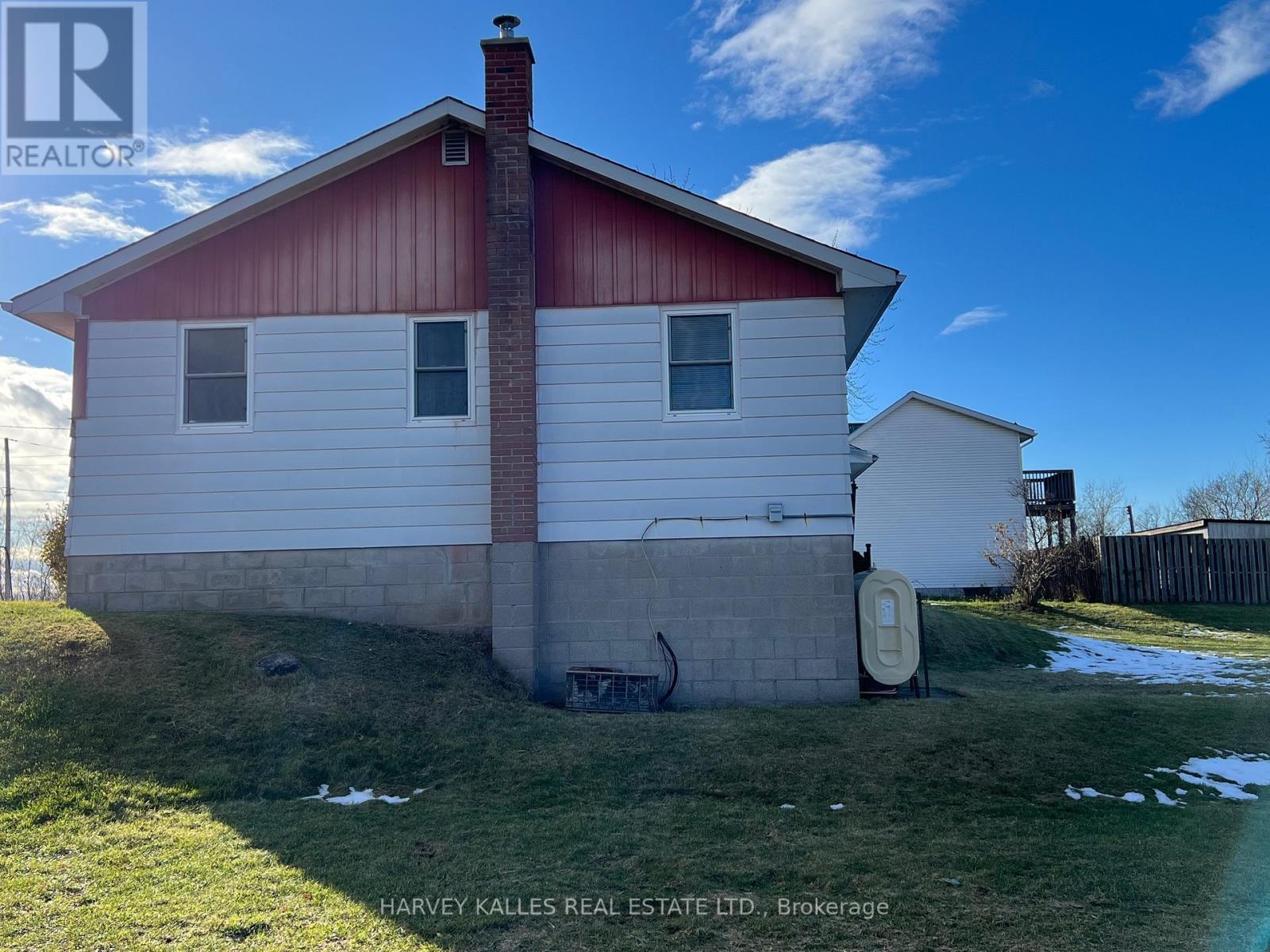 186 Grills Road, Quinte West, Ontario K8N 4Z5 - Photo 6 - X12538470