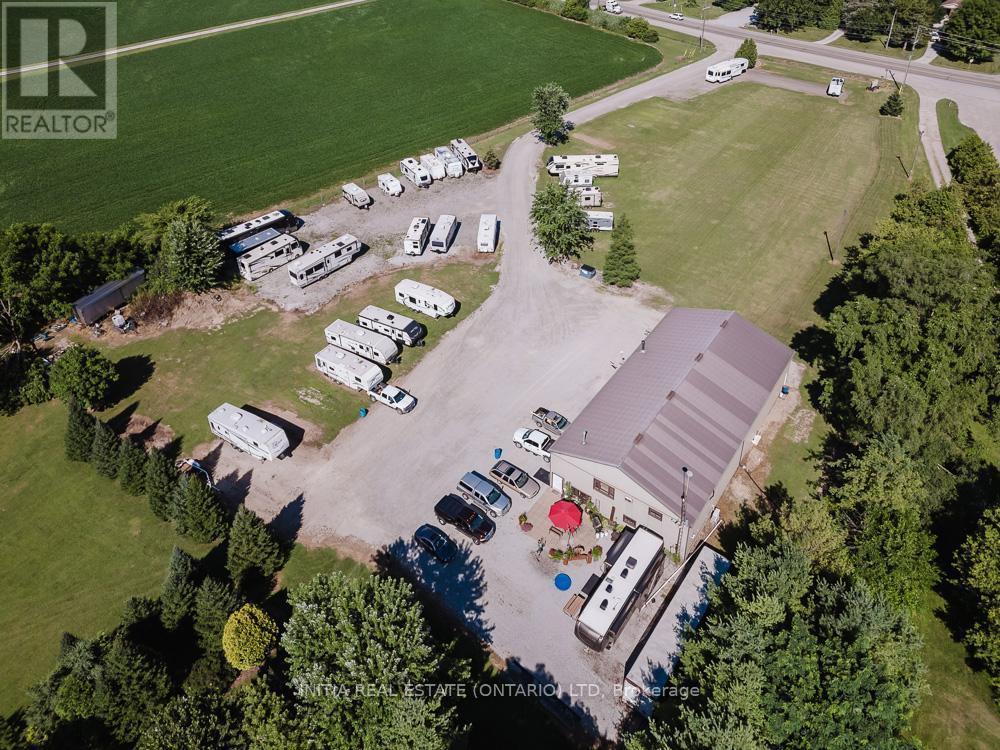 9450 Longwoods Road, Chatham-Kent, Ontario  N7M 5J7 - Photo 16 - X12301042