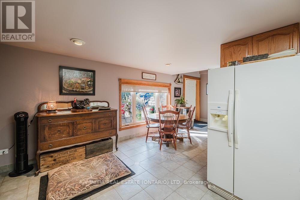 9450 Longwoods Road, Chatham-Kent, Ontario  N7M 5J7 - Photo 26 - X12301042