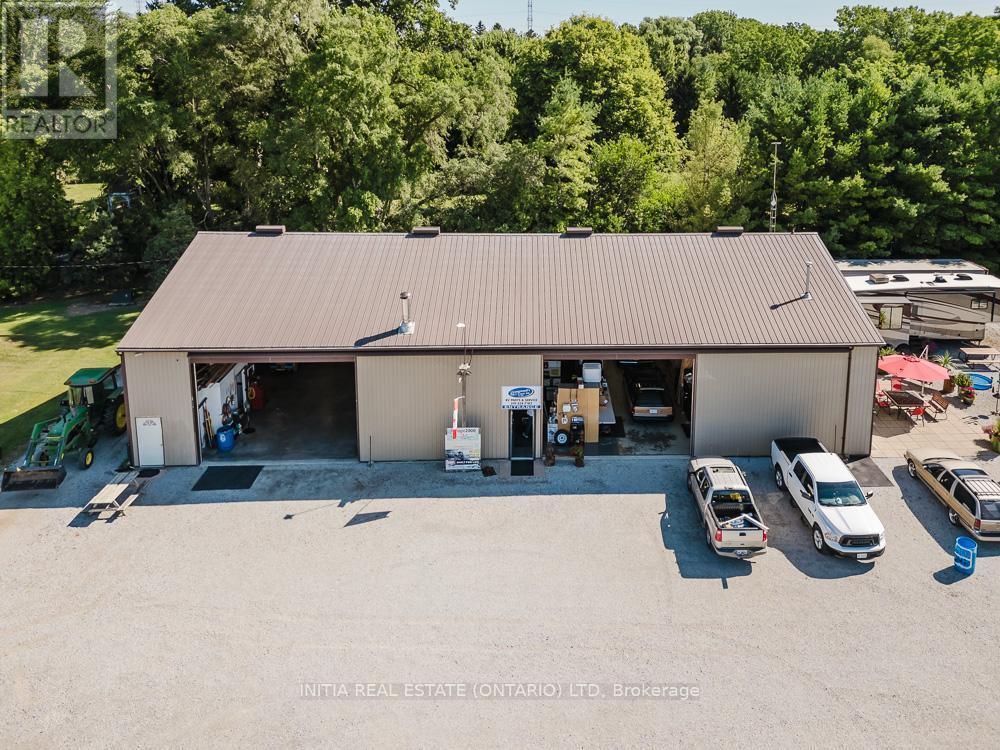 9450 Longwoods Road, Chatham-Kent, Ontario  N7M 5J7 - Photo 3 - X12301042