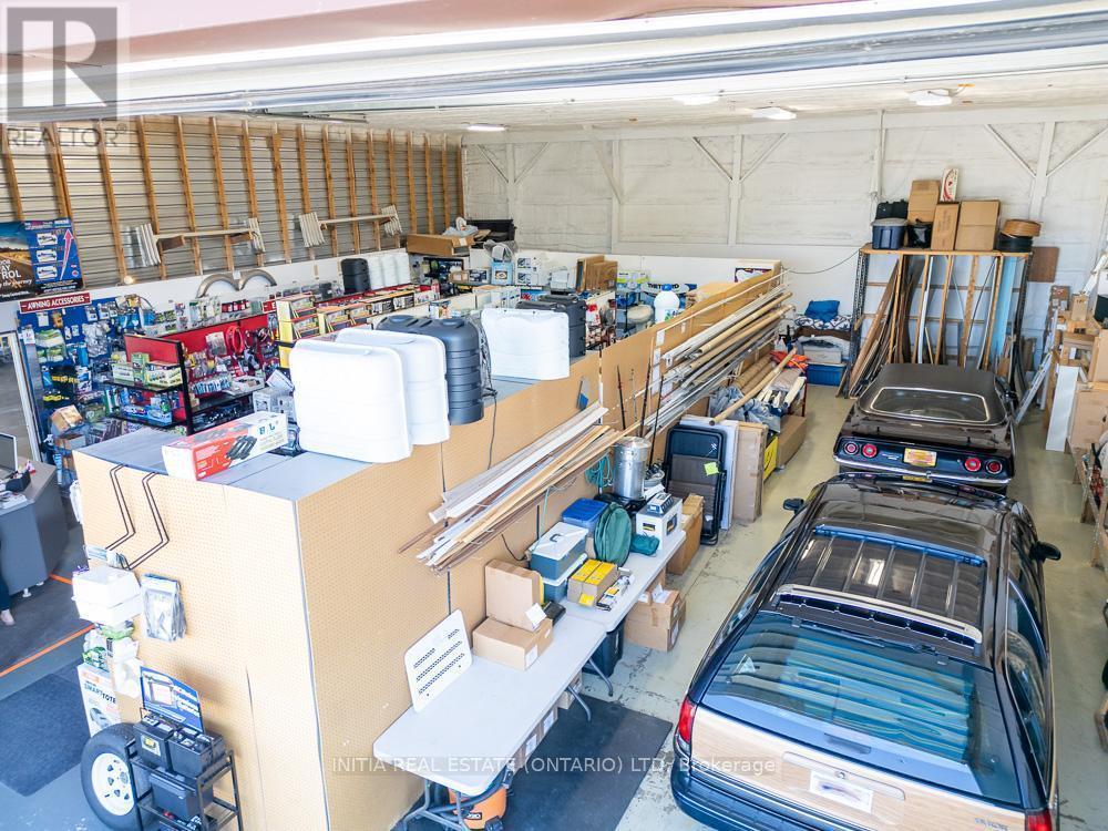 9450 Longwoods Road, Chatham-Kent, Ontario  N7M 5J7 - Photo 5 - X12301042