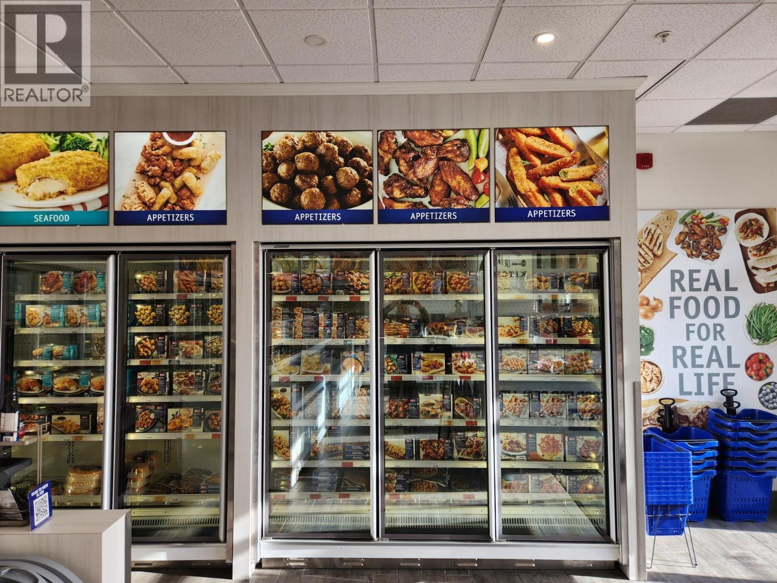 12018 Confidential, North Vancouver, British Columbia  V0V 0V0 - Photo 1 - C8073641