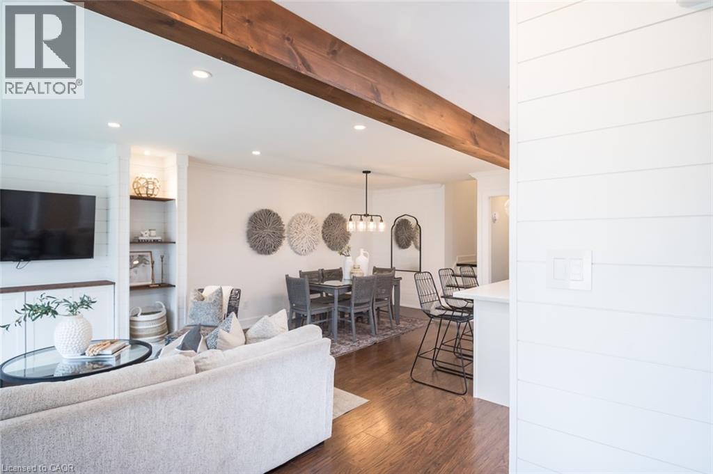 1346 Colonsay Drive, Burlington, Ontario  L7P 2T9 - Photo 3 - 40788099