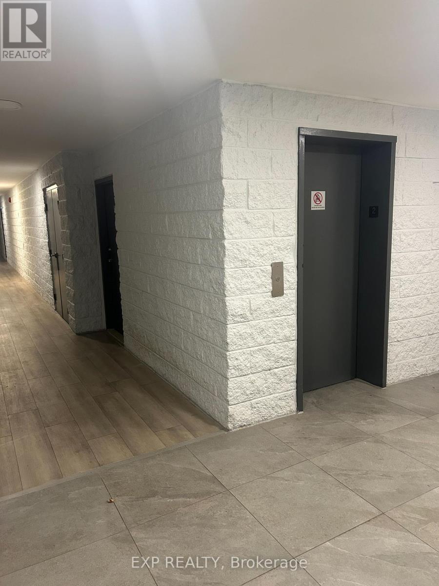 203 - 4422 Huron Street, Niagara Falls, Ontario  L2E 7C8 - Photo 11 - X12510836