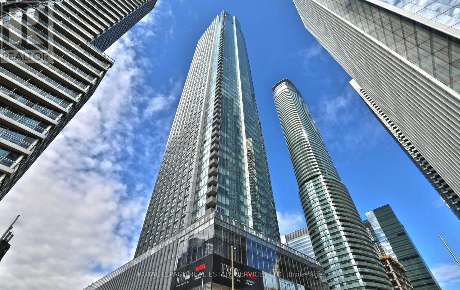 5001 - 10 YORK STREET, Toronto, Ontario