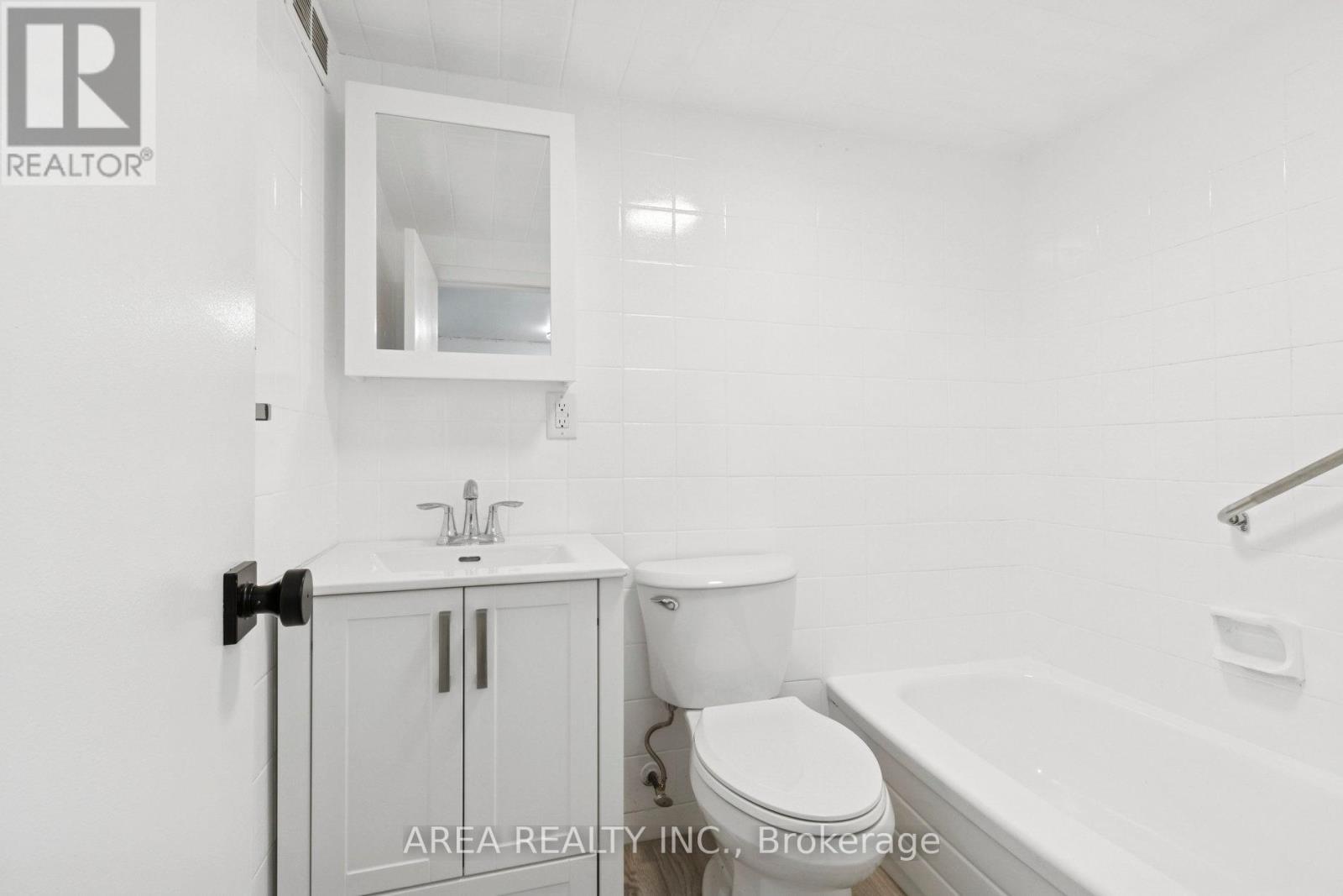 497 Ossington Avenue, Toronto, Ontario  M6G 3T3 - Photo 32 - C12542620