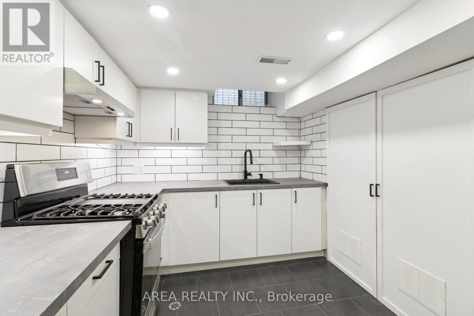 497 Ossington Avenue, Toronto, Ontario  M6G 3T3 - Photo 34 - C12542620