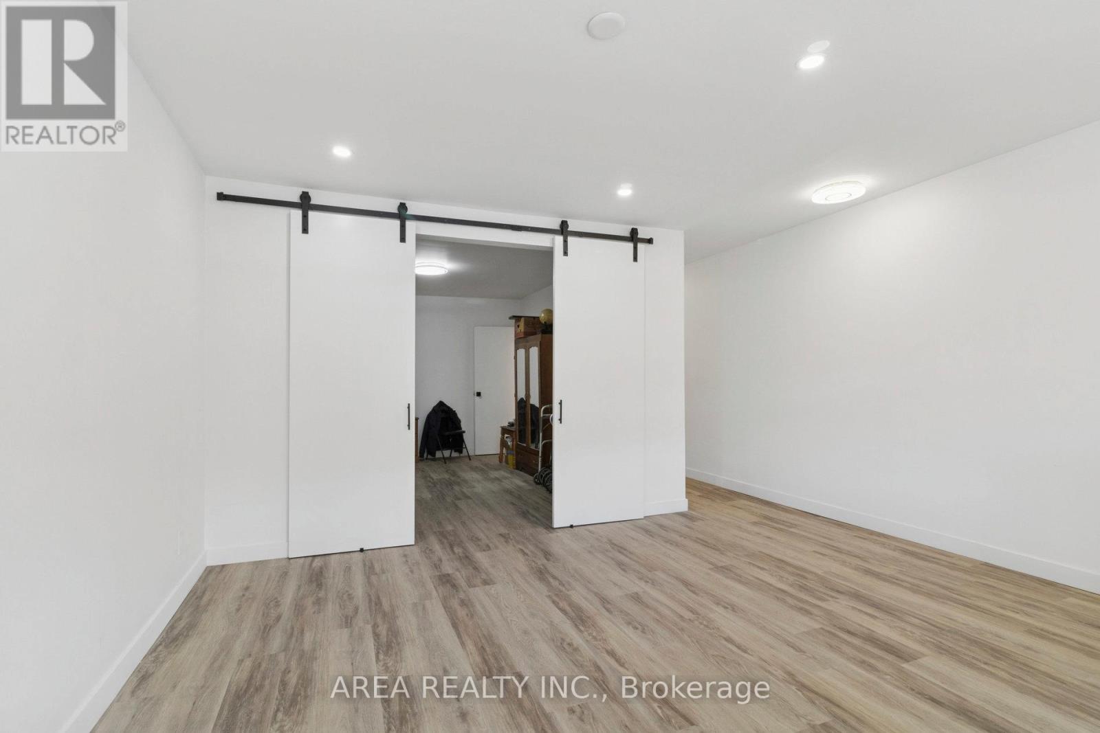 497 Ossington Avenue, Toronto, Ontario  M6G 3T3 - Photo 7 - C12542620