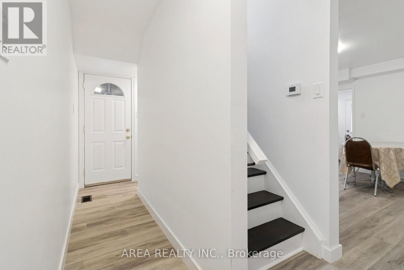 497 Ossington Avenue, Toronto, Ontario  M6G 3T3 - Photo 8 - C12542620