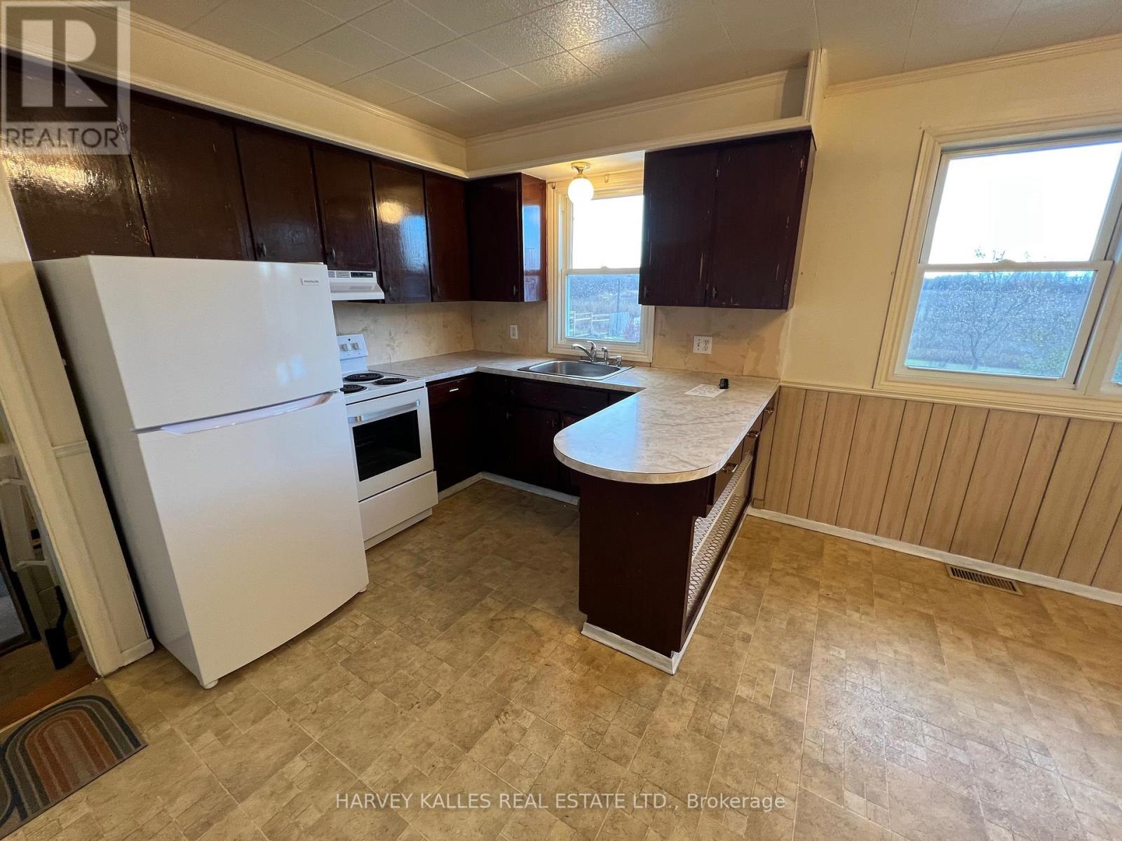 186 Grills Road, Quinte West, Ontario K8N 4Z5 - Photo 17 - X12538470