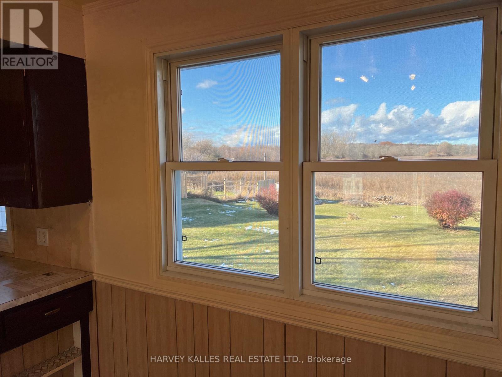 186 Grills Road, Quinte West, Ontario K8N 4Z5 - Photo 16 - X12538470