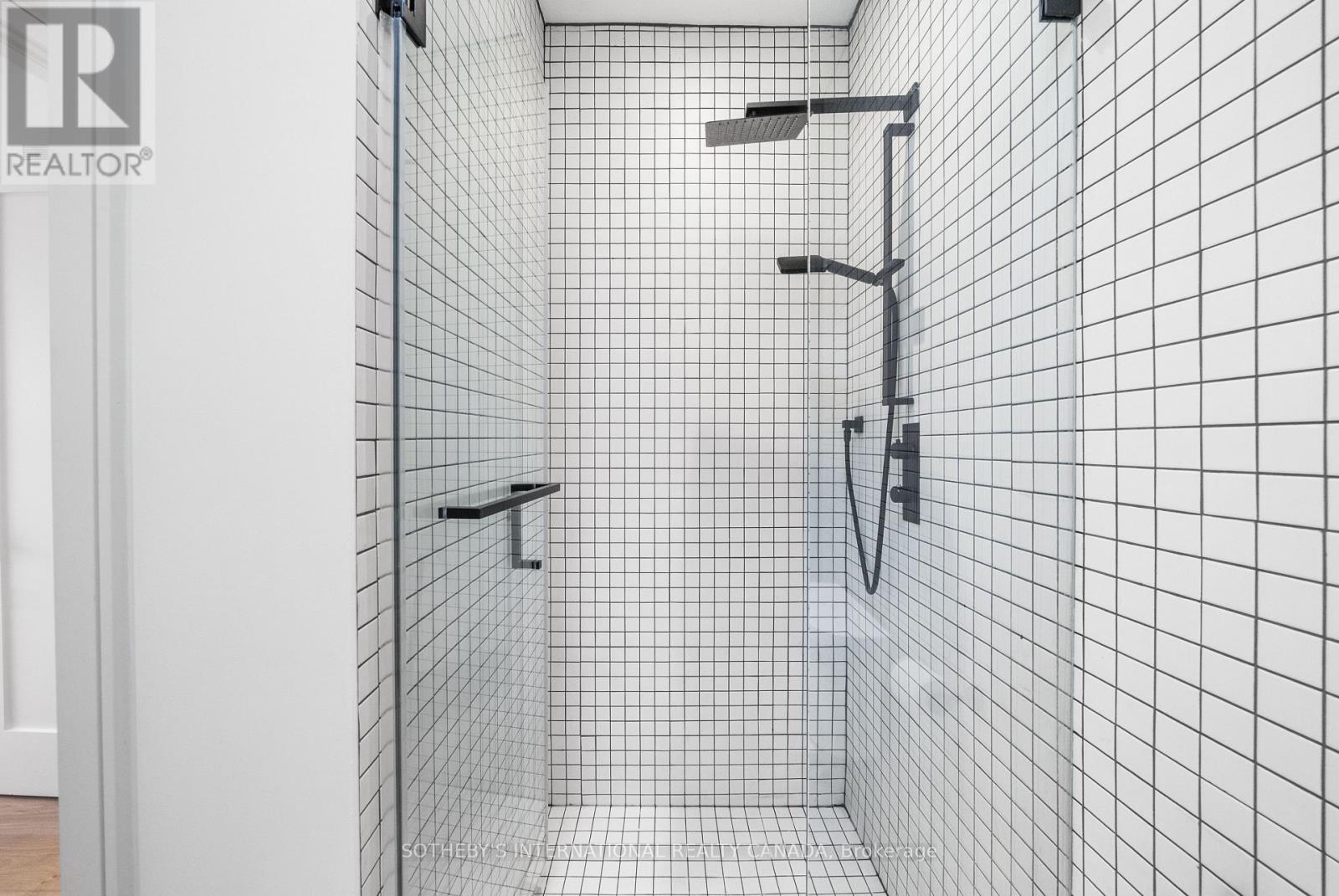 83 Virginia Avenue, Toronto, Ontario  M4C 2S8 - Photo 33 - E12542514