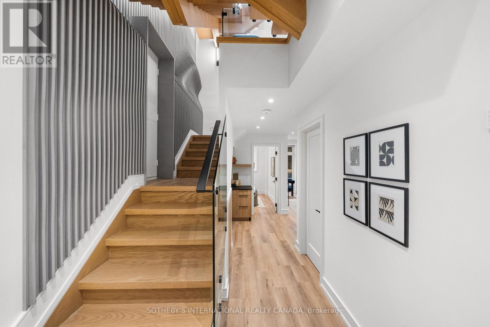 83 Virginia Avenue, Toronto, Ontario  M4C 2S8 - Photo 35 - E12542514