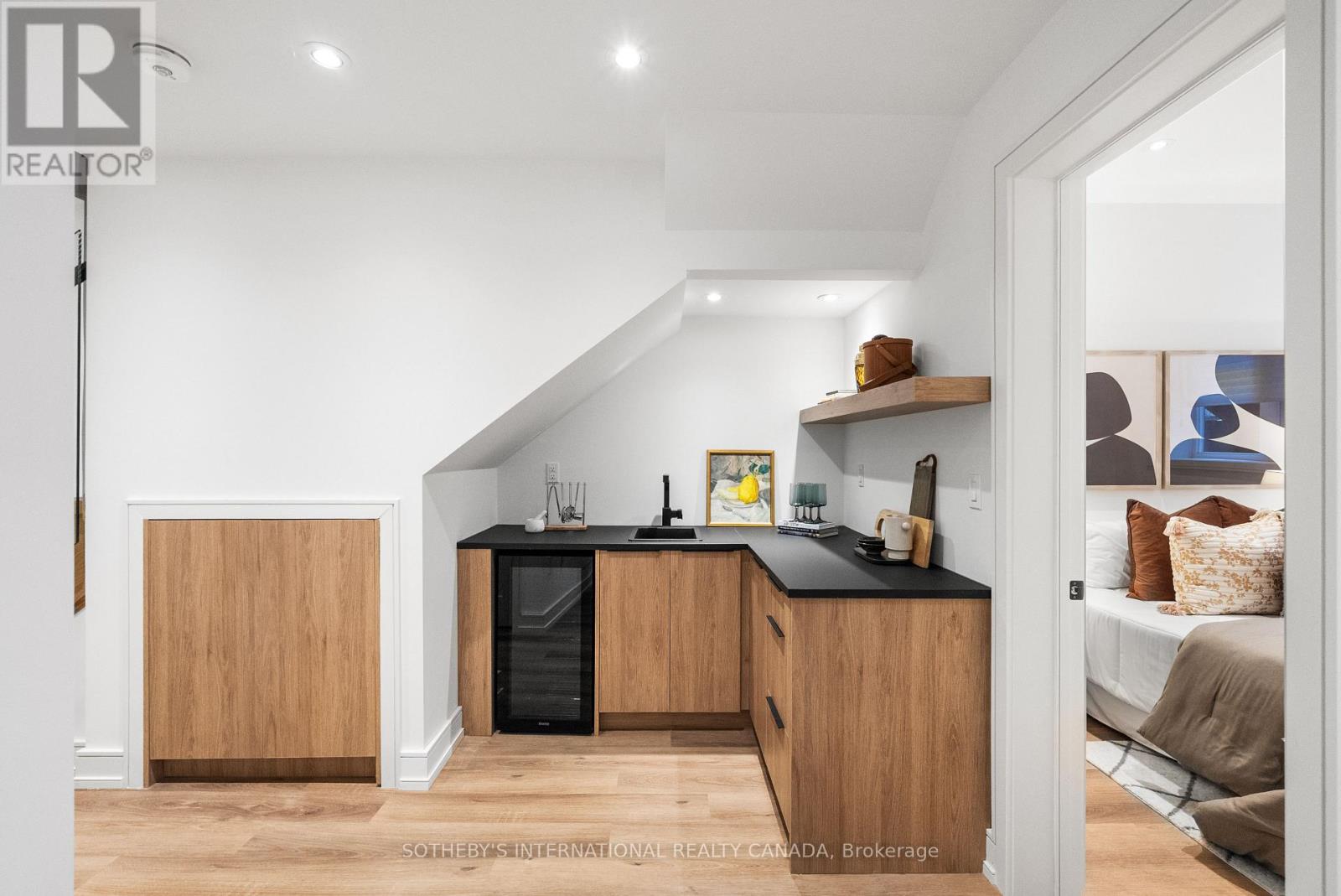 83 Virginia Avenue, Toronto, Ontario  M4C 2S8 - Photo 37 - E12542514