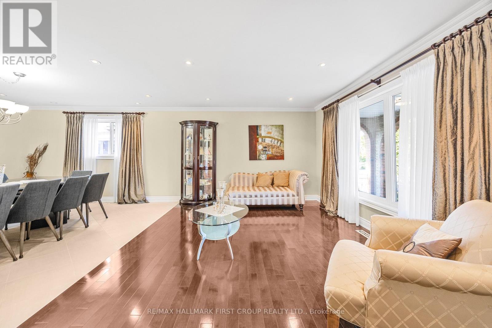 154 Fairglen Avenue, Toronto, Ontario  M1W 1B1 - Photo 18 - E12542562