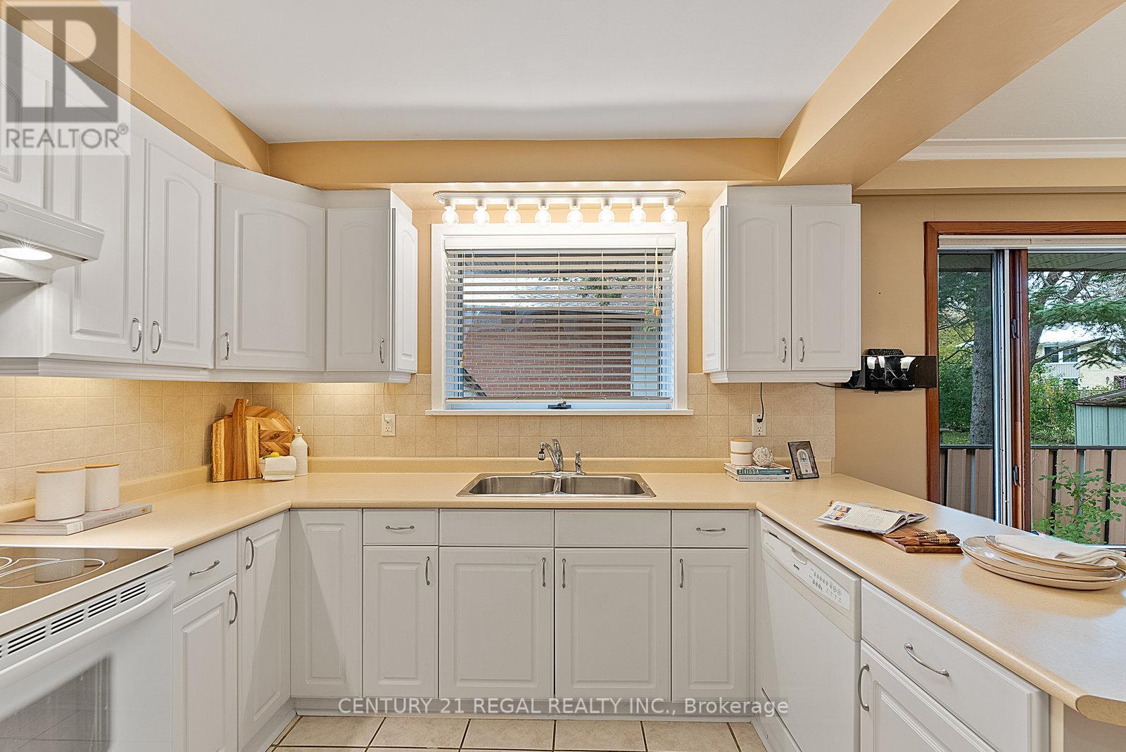 366 Friendship Avenue, Toronto, Ontario  M1C 2Y3 - Photo 17 - E12542626