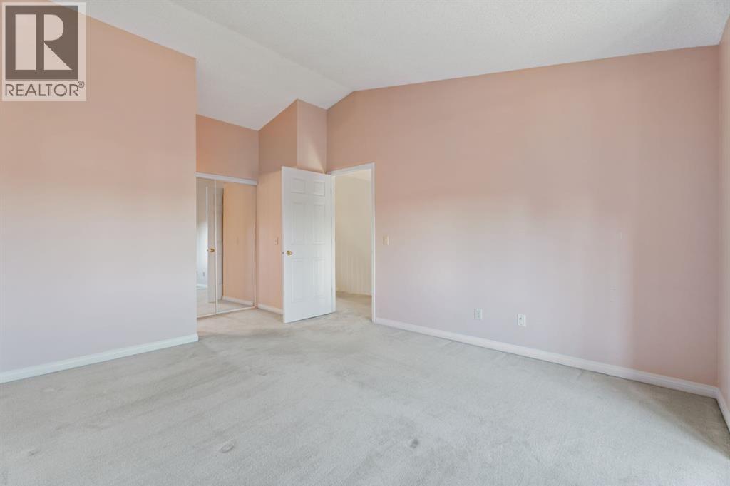 221 Sandringham Road Nw, Calgary, Alberta  T3K 3Z1 - Photo 29 - A2269021