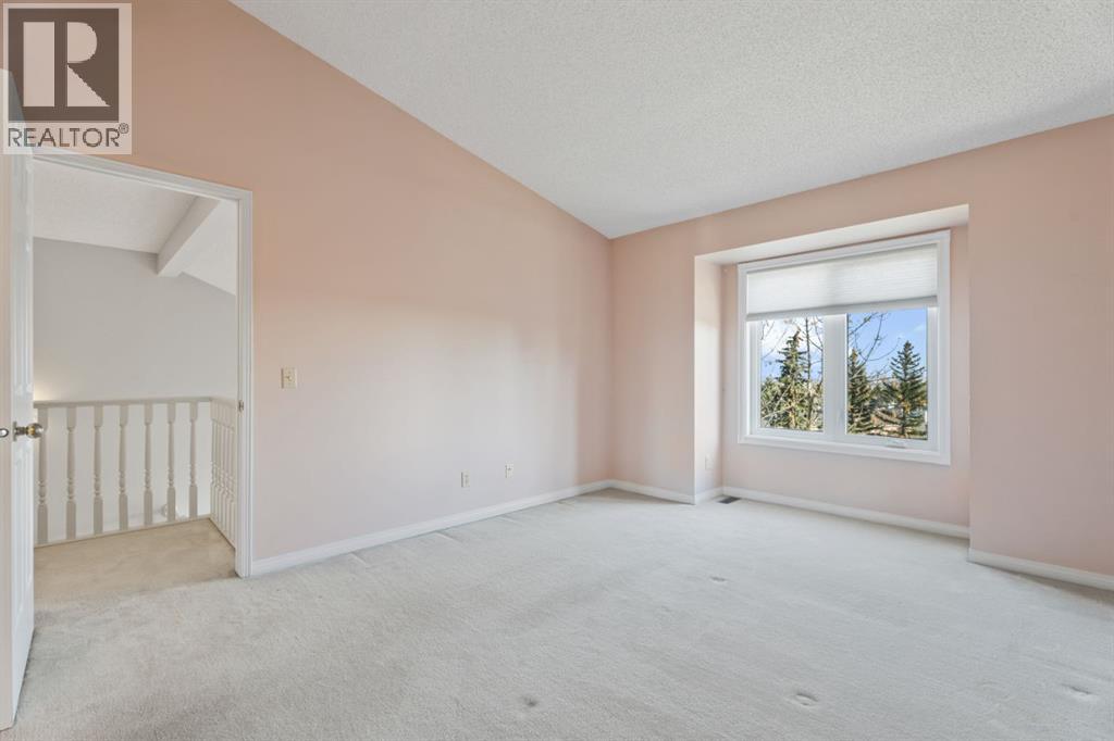 221 Sandringham Road Nw, Calgary, Alberta  T3K 3Z1 - Photo 30 - A2269021