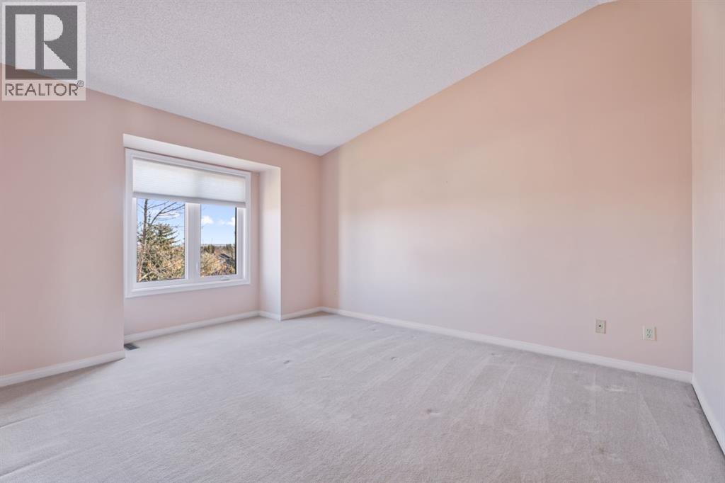 221 Sandringham Road Nw, Calgary, Alberta  T3K 3Z1 - Photo 27 - A2269021