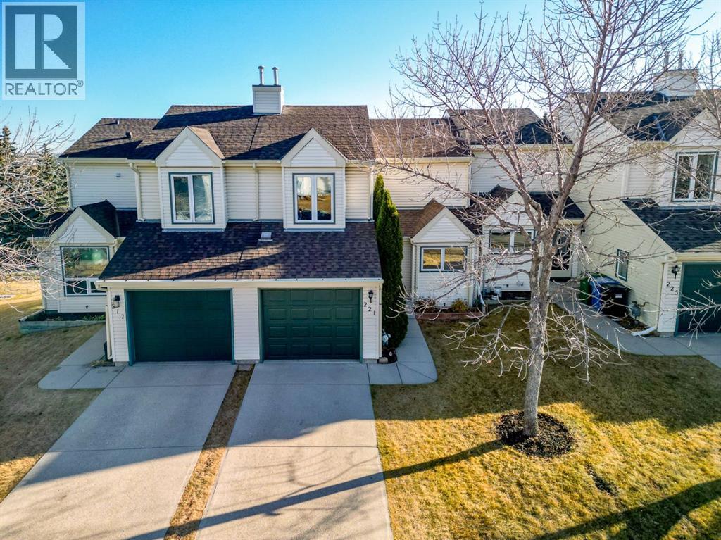 221 Sandringham Road Nw, Calgary, Alberta  T3K 3Z1 - Photo 3 - A2269021