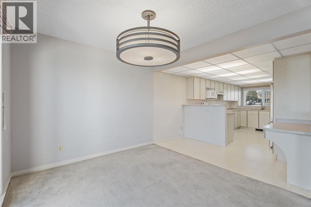 221 Sandringham Road Nw, Calgary, Alberta  T3K 3Z1 - Photo 16 - A2269021