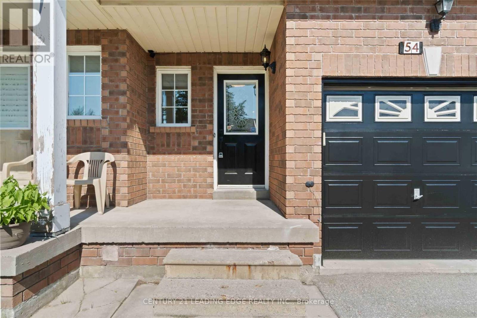 54 Redkey Drive, Markham, Ontario  L3S 4R4 - Photo 3 - N12542552