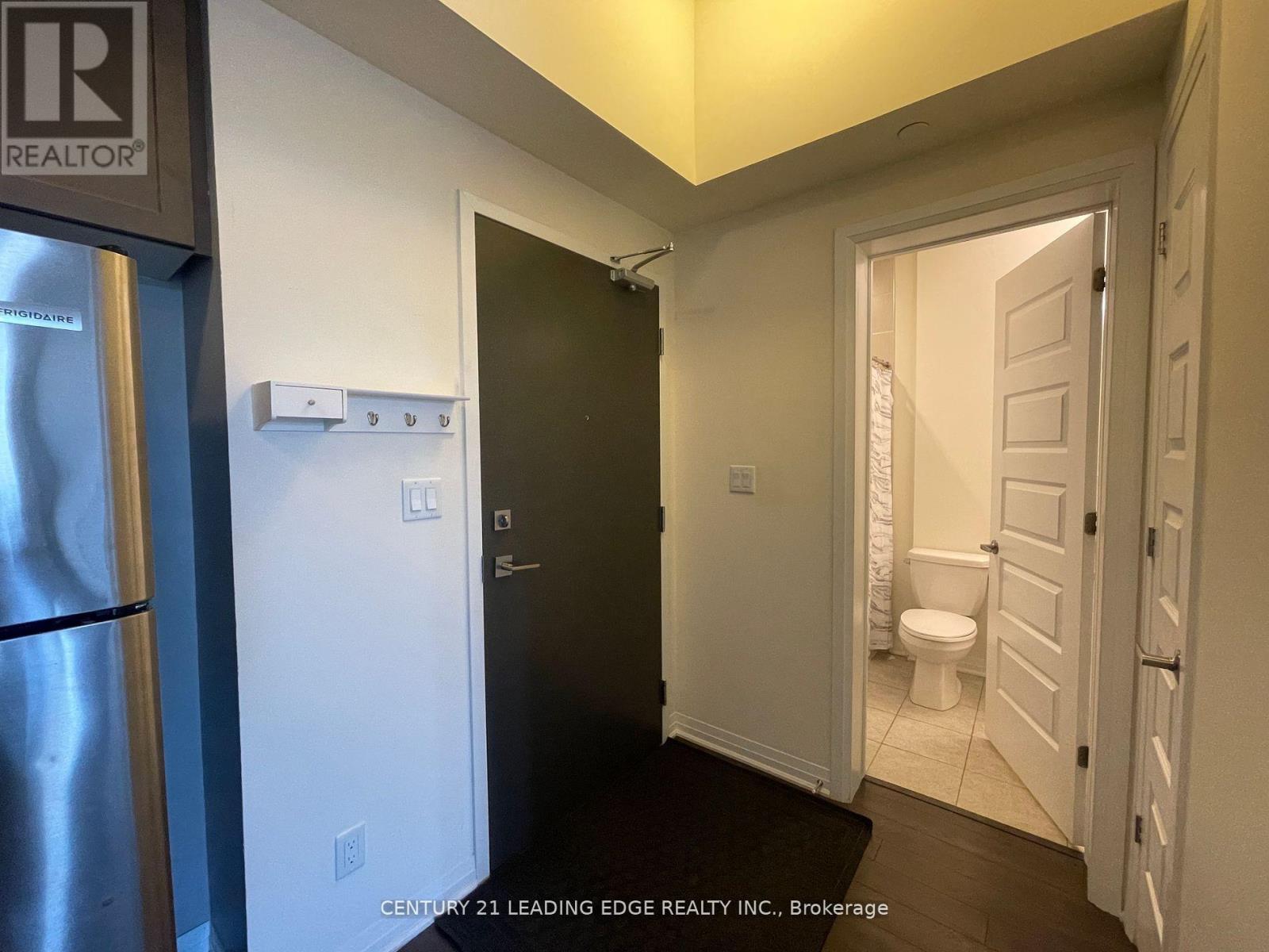 107 - 2 Adam Sellers Street, Markham, Ontario  L6B 1P2 - Photo 3 - N12542560