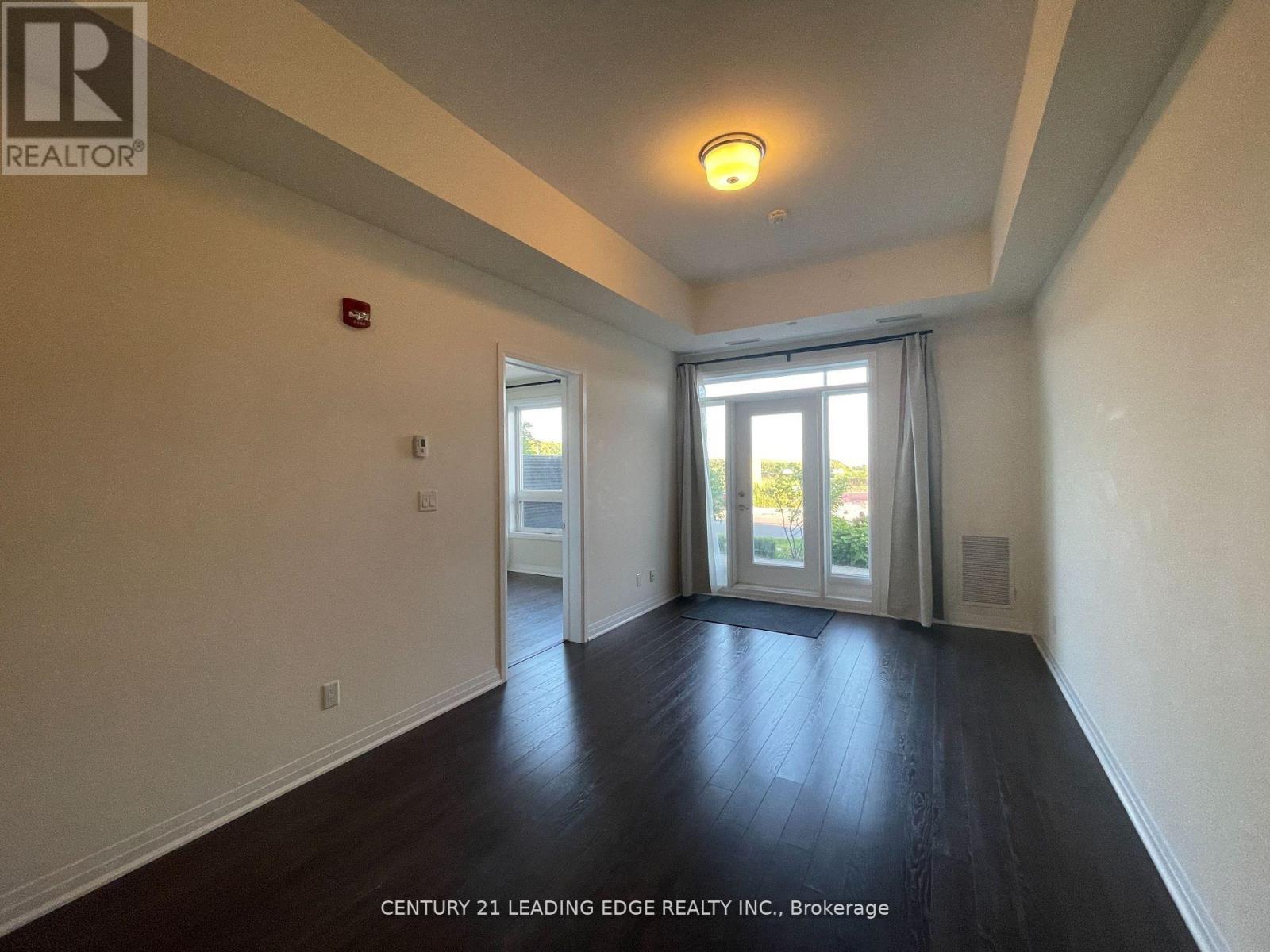 107 - 2 Adam Sellers Street, Markham, Ontario  L6B 1P2 - Photo 6 - N12542560