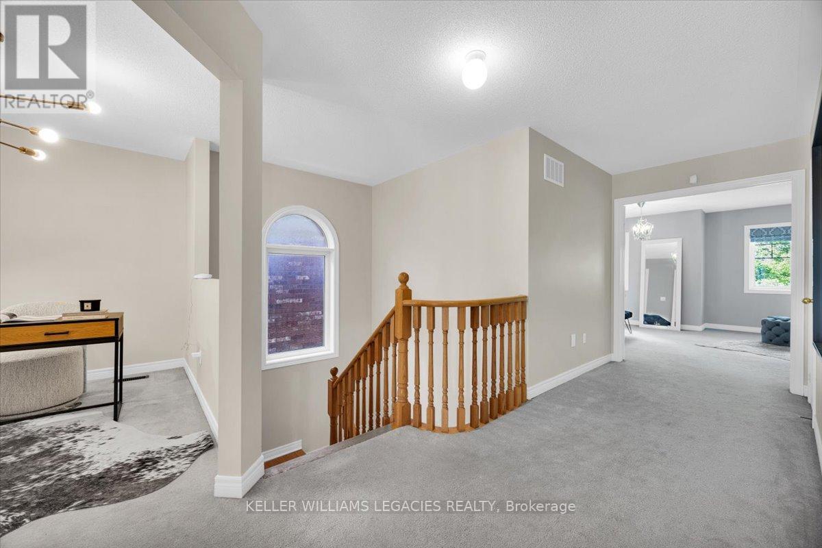 208 Greenwood Road, Whitchurch-Stouffville, Ontario  L4A 4N8 - Photo 16 - N12542586