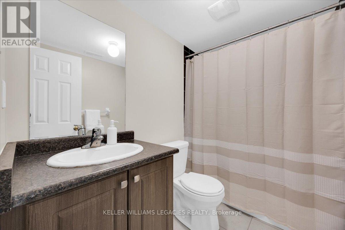 208 Greenwood Road, Whitchurch-Stouffville, Ontario  L4A 4N8 - Photo 33 - N12542586