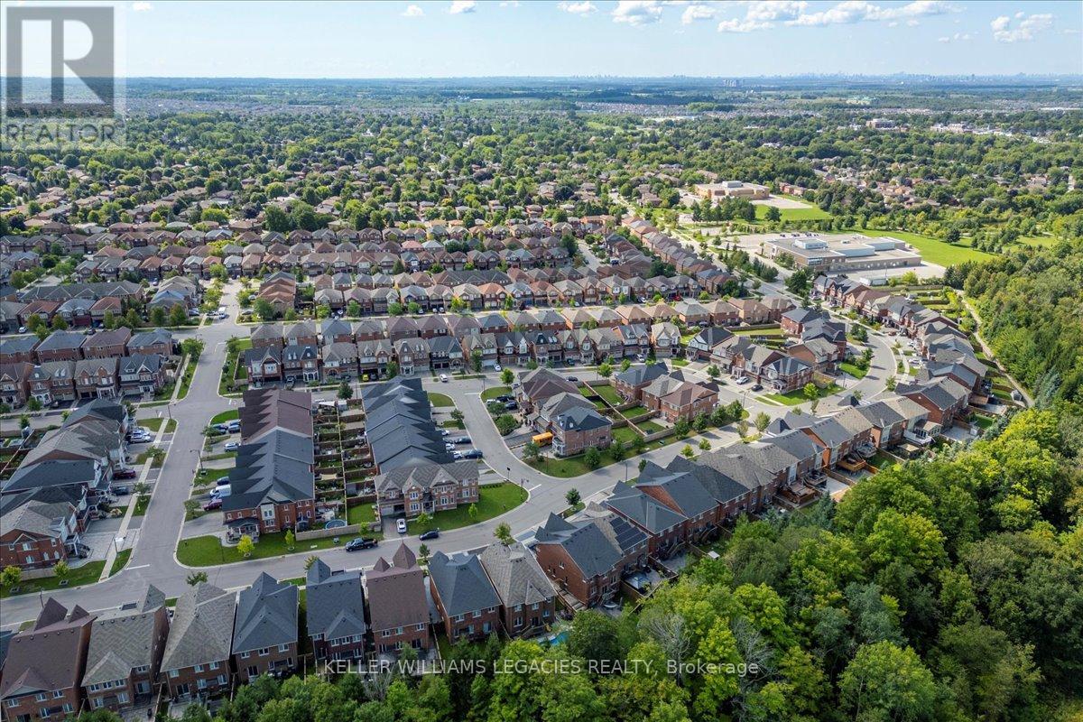 208 Greenwood Road, Whitchurch-Stouffville, Ontario  L4A 4N8 - Photo 38 - N12542586