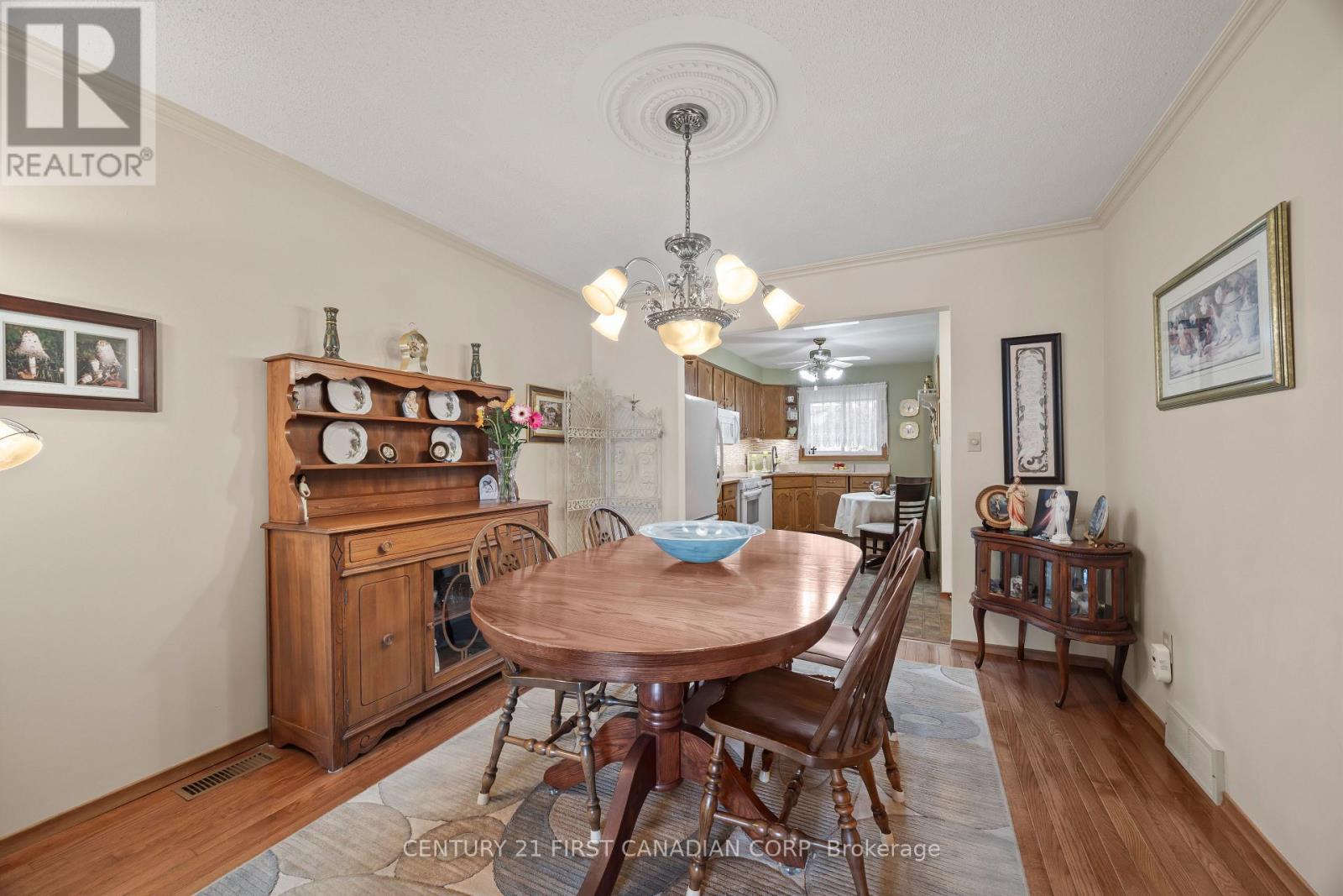 49 Bonnie Place, St. Thomas, Ontario  N5R 5W6 - Photo 13 - X12542696