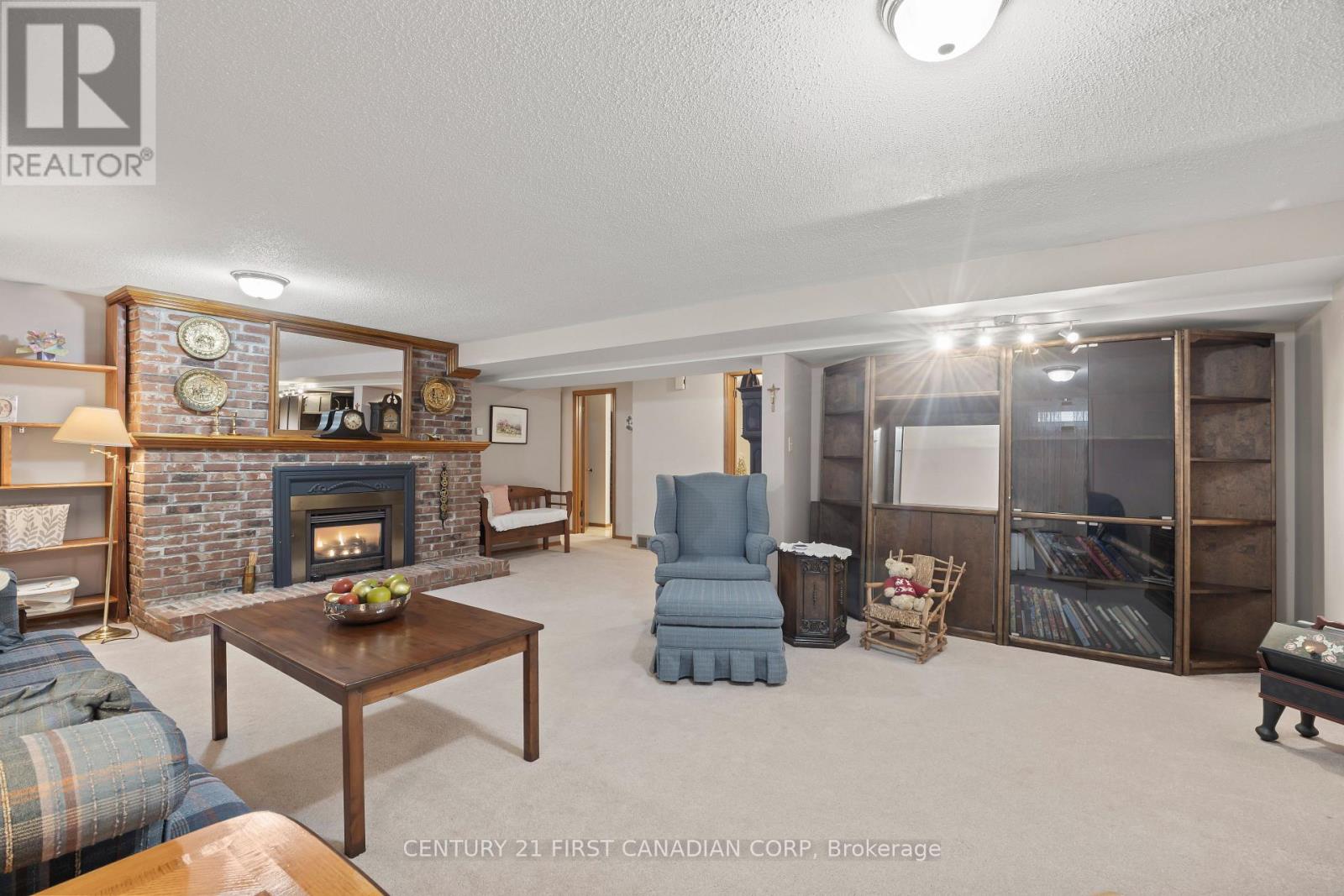 49 Bonnie Place, St. Thomas, Ontario  N5R 5W6 - Photo 38 - X12542696