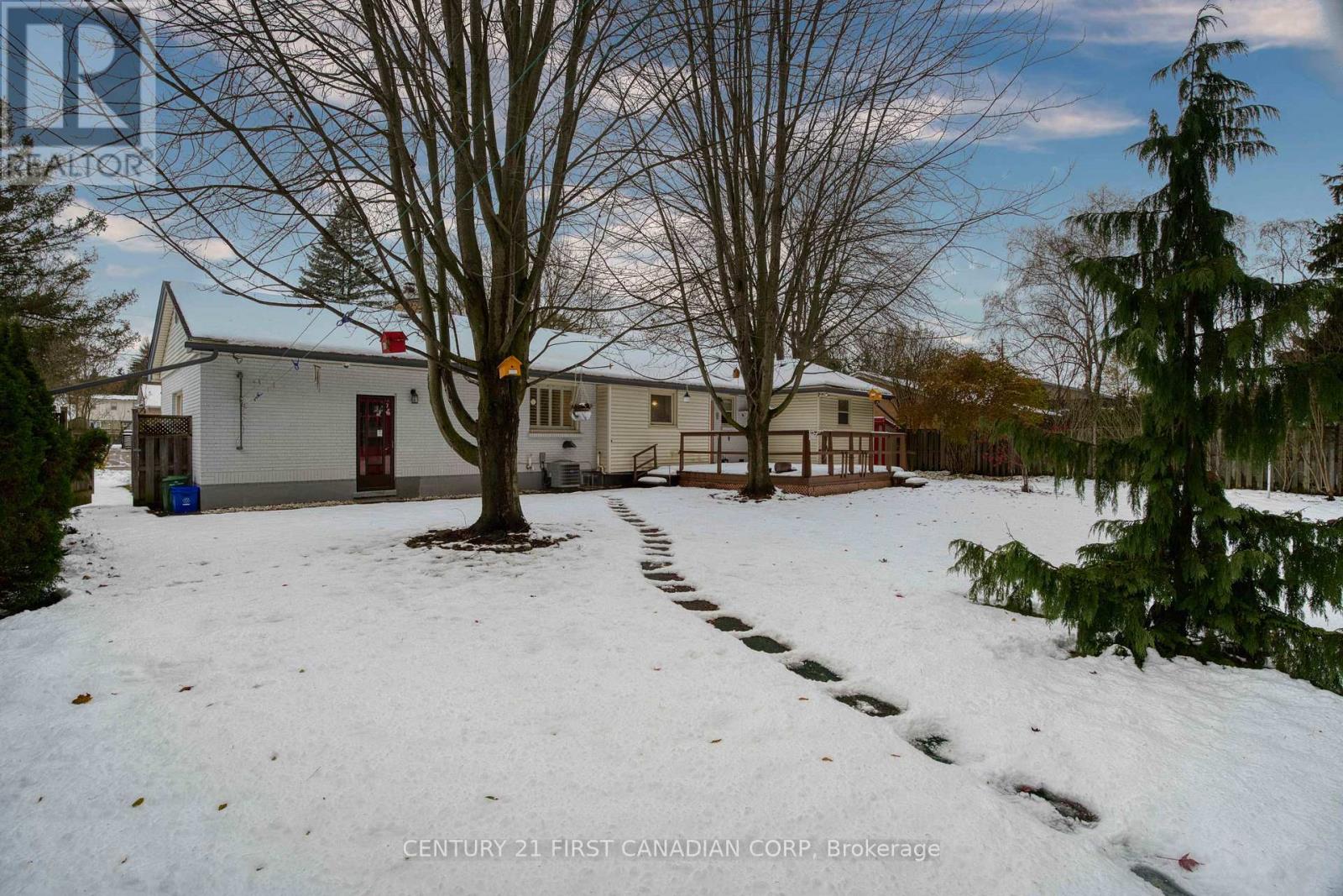 74 Daleview Crescent, London North, Ontario  N5X 1H1 - Photo 34 - X12542876