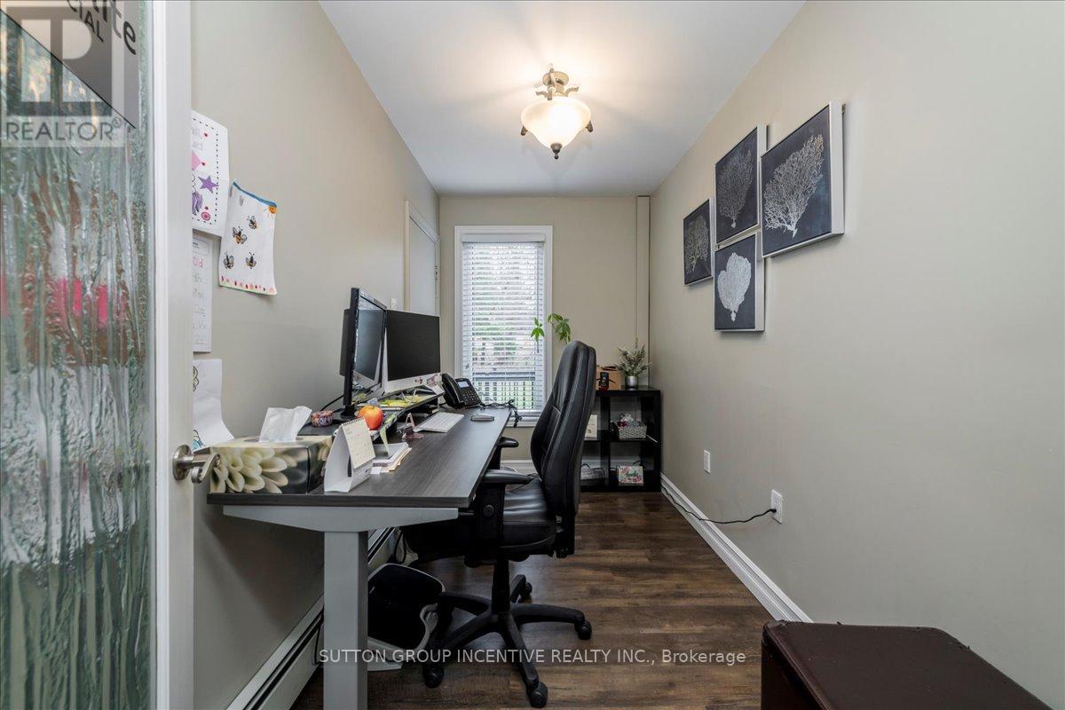 381-387 Mapleview Drive W, Barrie, Ontario L4N 9G4 - Photo 13 - S12542608