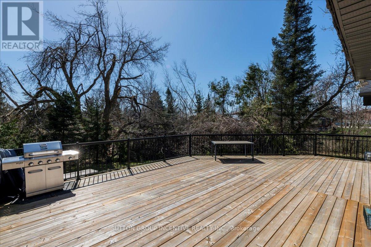 381-387 Mapleview Drive W, Barrie, Ontario L4N 9G4 - Photo 28 - S12542608