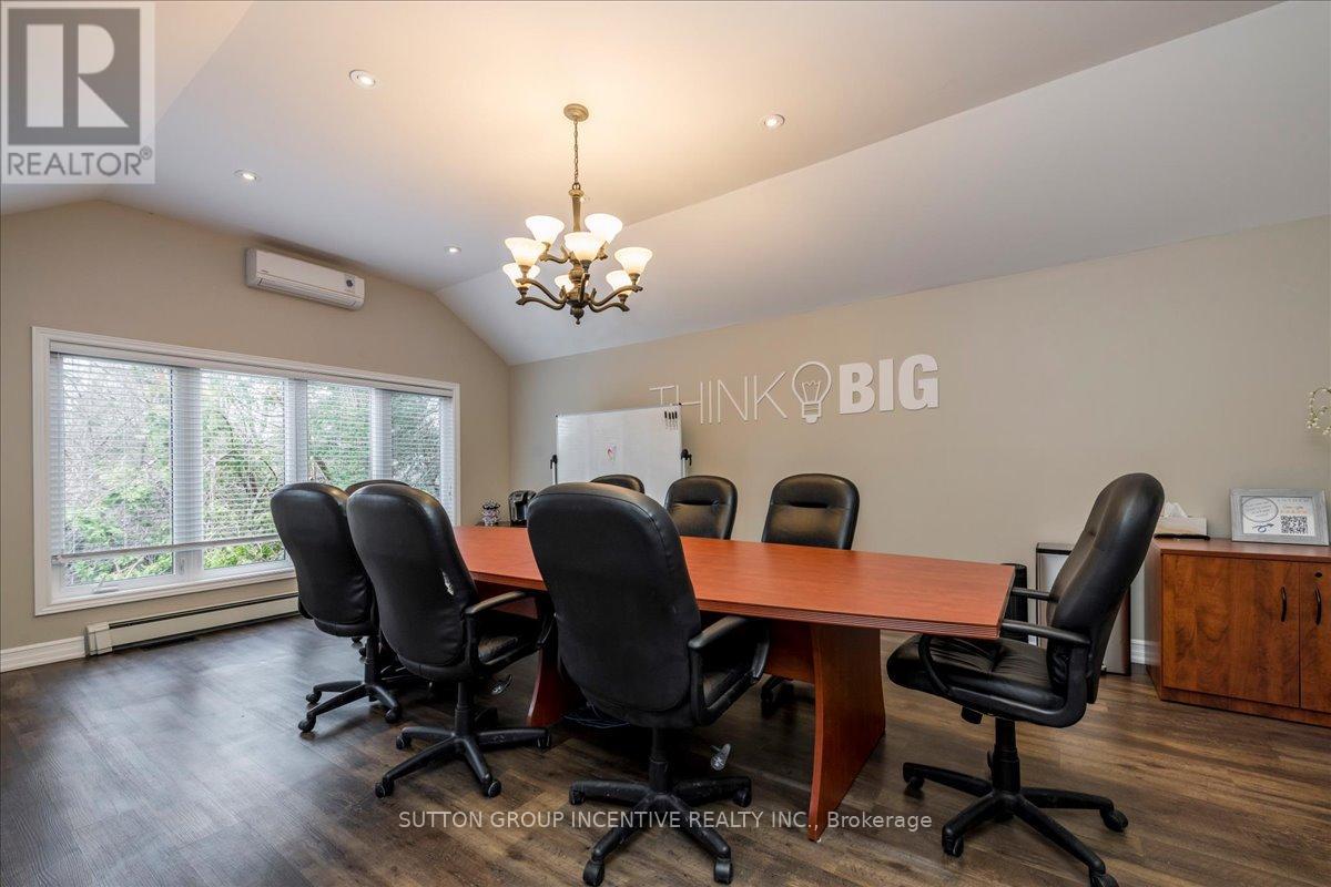 381-387 Mapleview Drive W, Barrie, Ontario L4N 9G4 - Photo 6 - S12542608