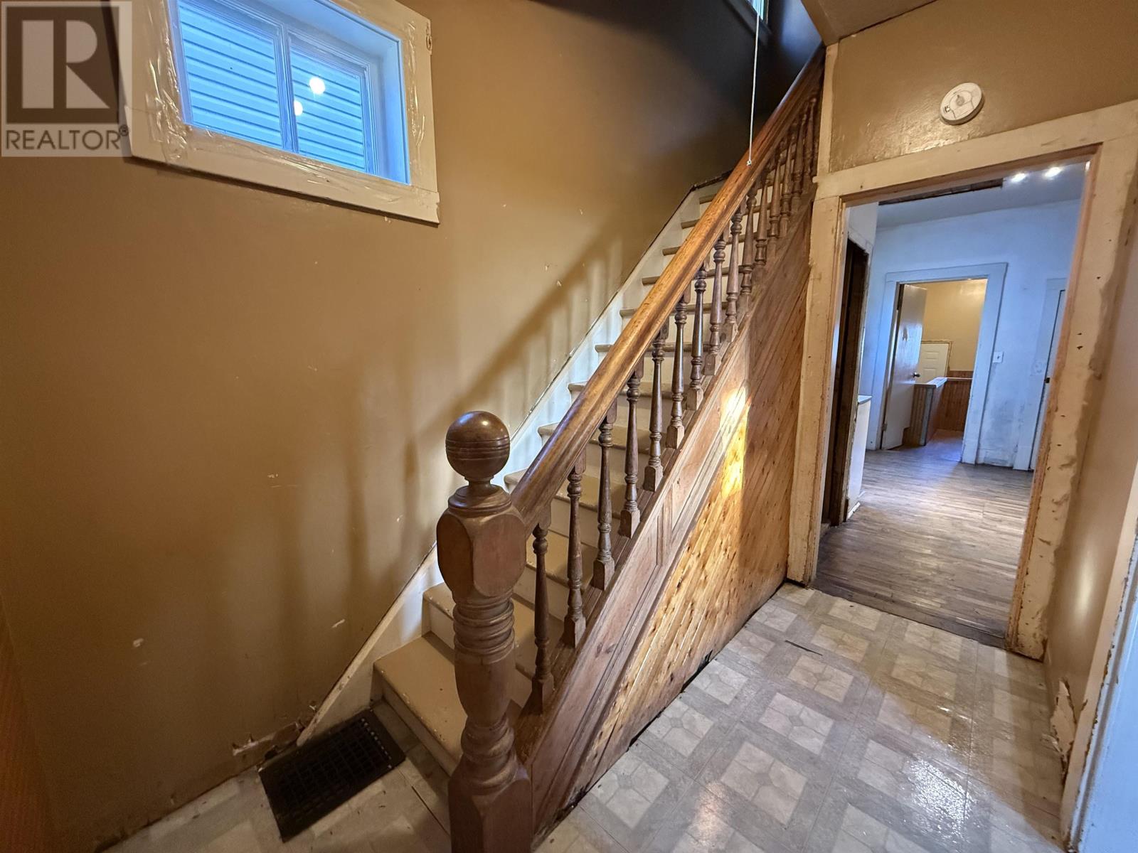 175 Machar Ave, Thunder Bay, Ontario  P7B 2Y7 - Photo 2 - TB253417