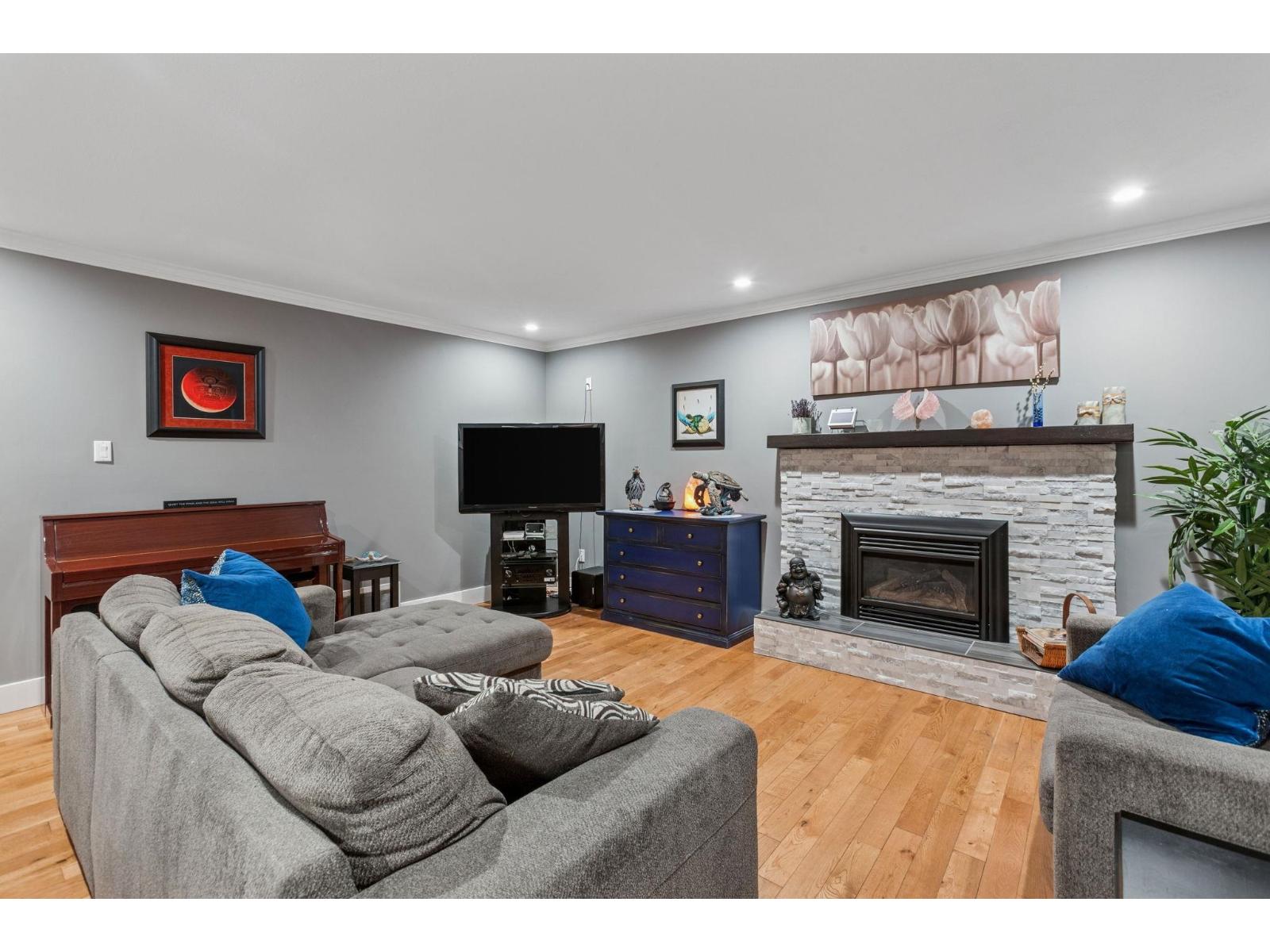 20694 39 Avenue, Langley, British Columbia V3A 2V6 - Photo 5 - R3067257