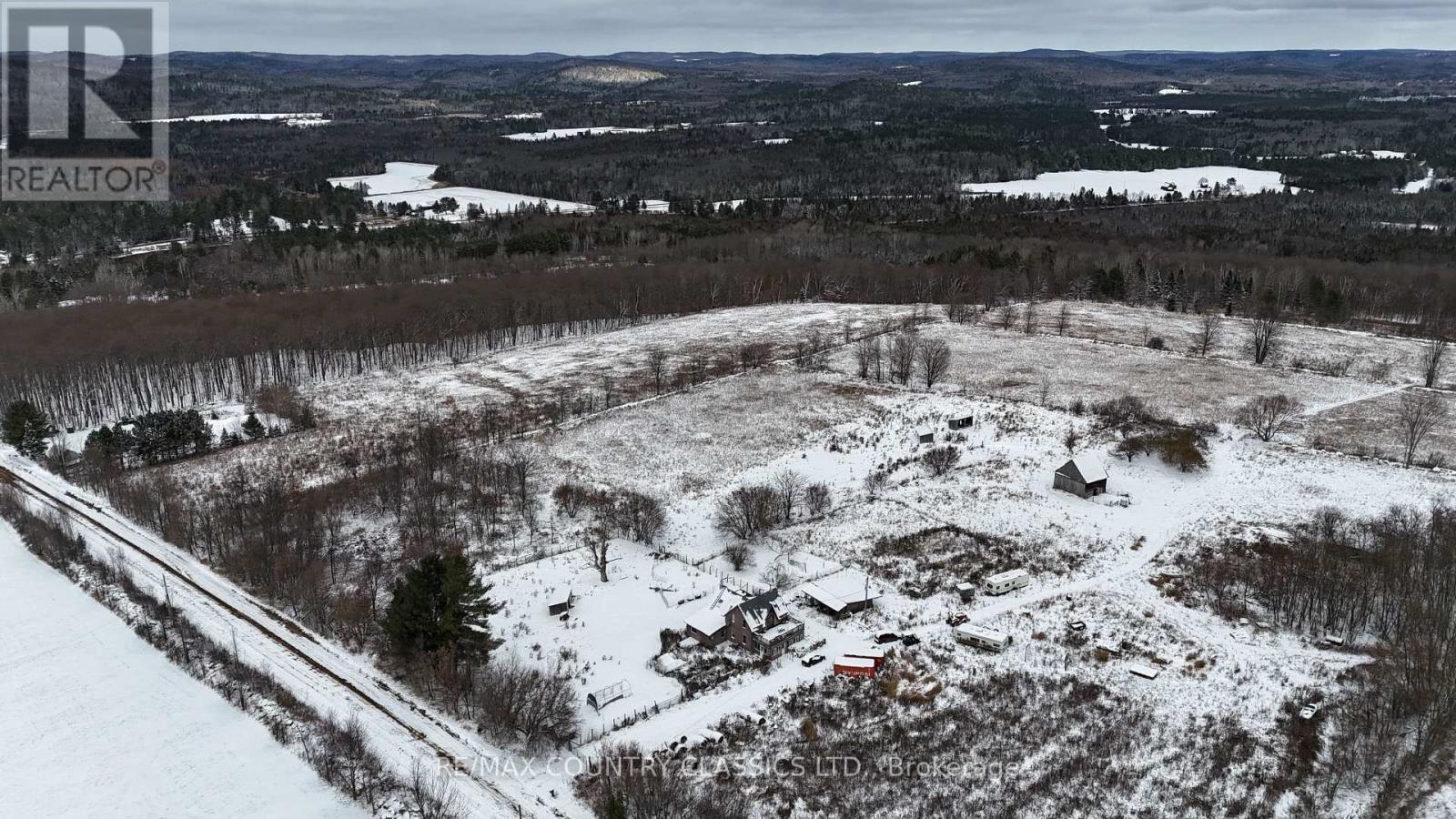 219 Comerford Road S, Brudenell, Ontario K0J 2E0 - Photo 11 - X12542862