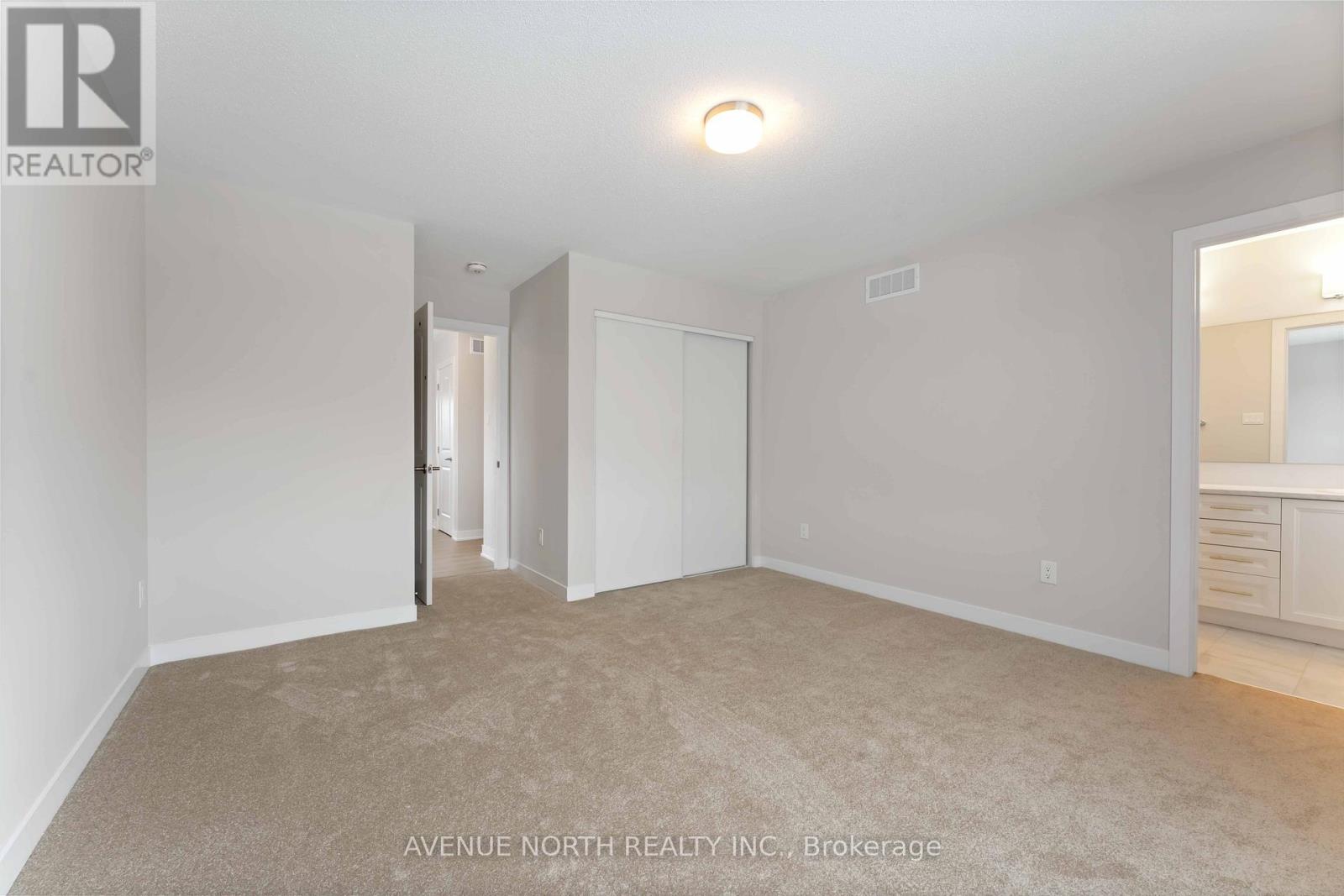 364 Les Emmerson Drive, Ottawa, Ontario  K2J 7L7 - Photo 15 - X12542716