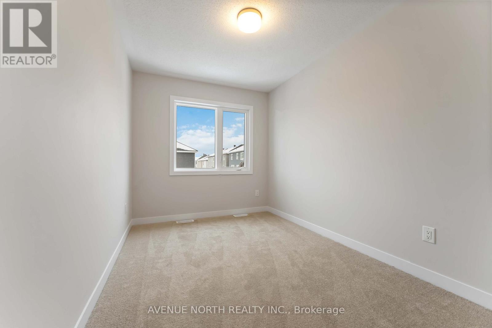 364 Les Emmerson Drive, Ottawa, Ontario  K2J 7L7 - Photo 19 - X12542716