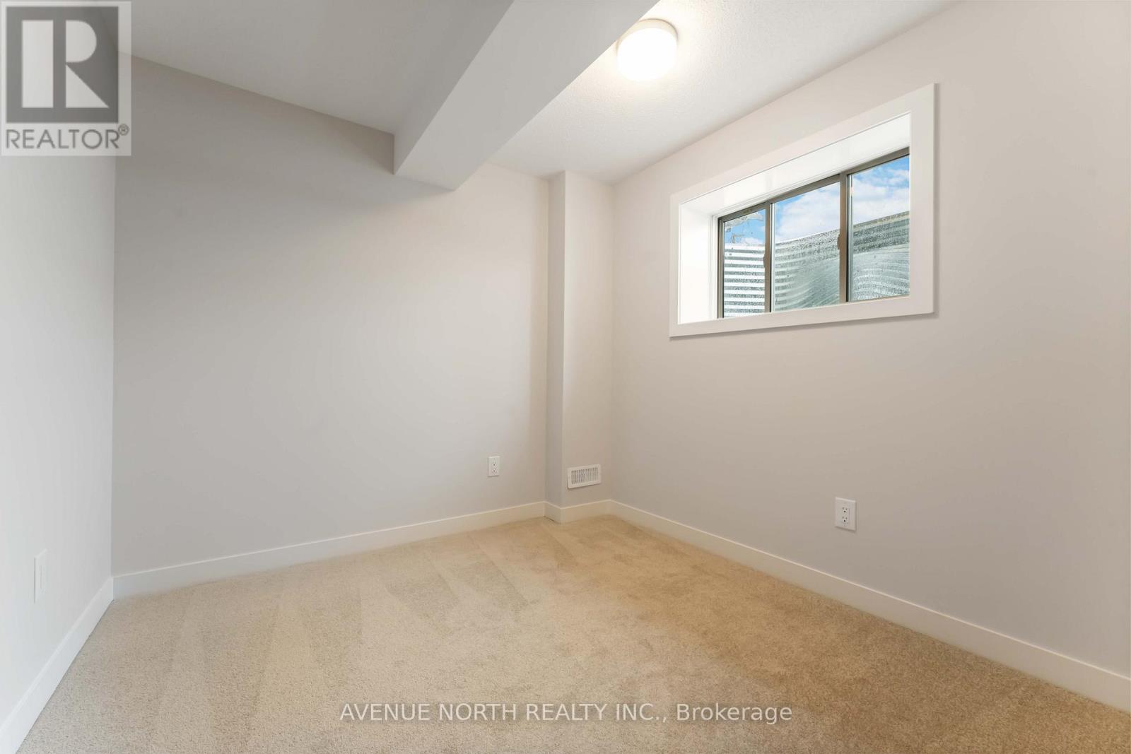 364 Les Emmerson Drive, Ottawa, Ontario  K2J 7L7 - Photo 25 - X12542716